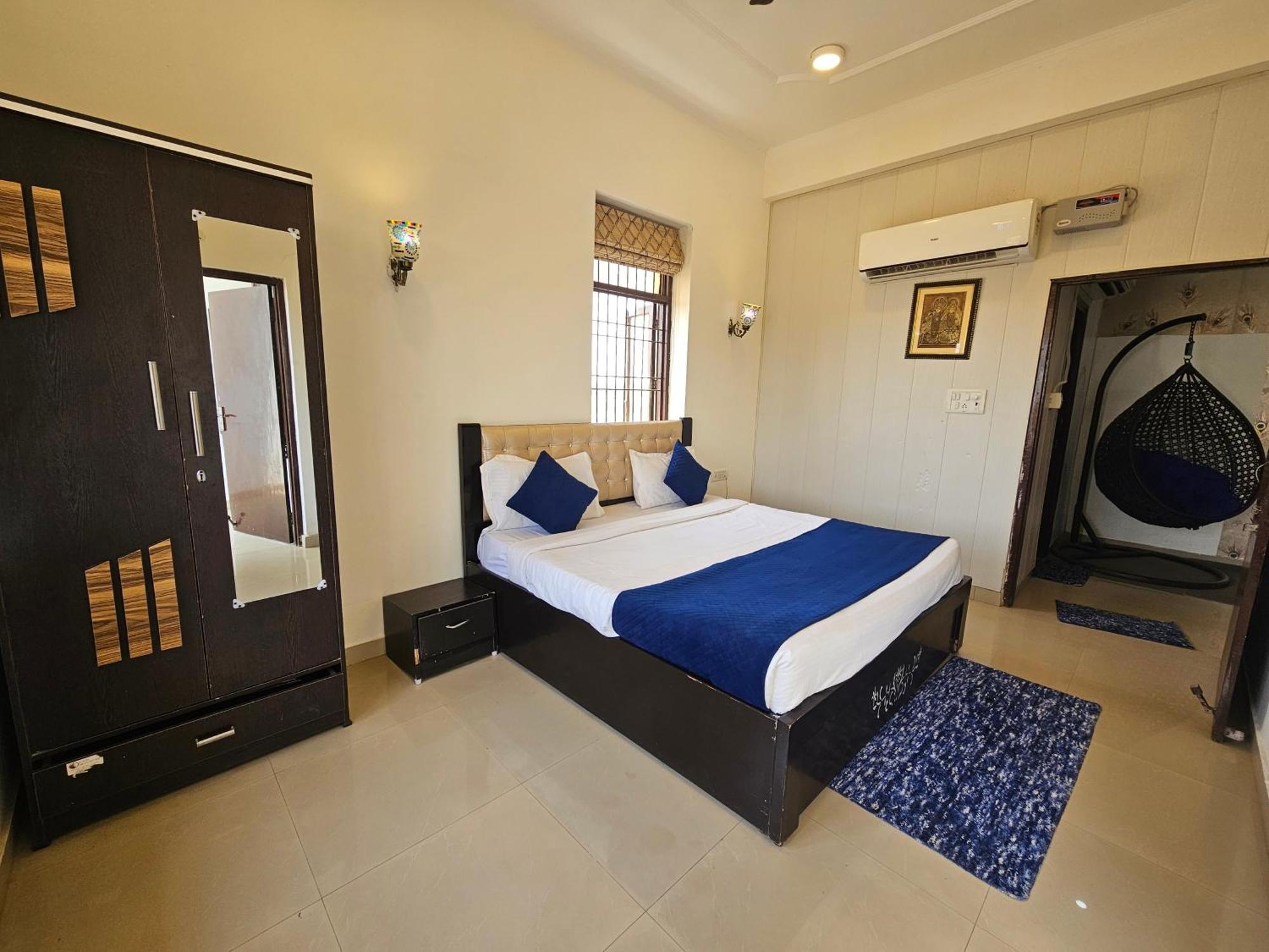 Elegance Resort Vrindavan Exterior photo
