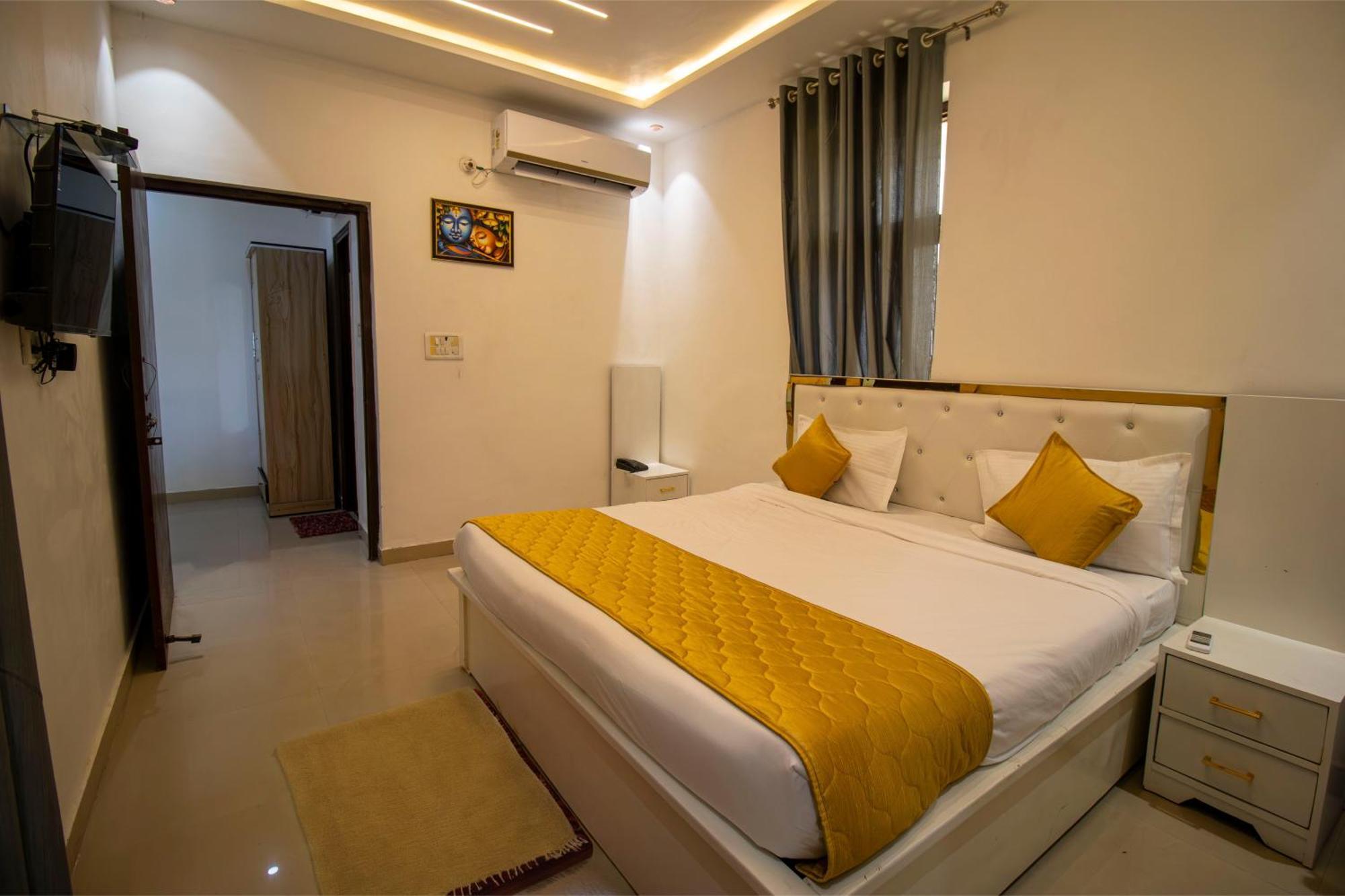 Elegance Resort Vrindavan Exterior photo