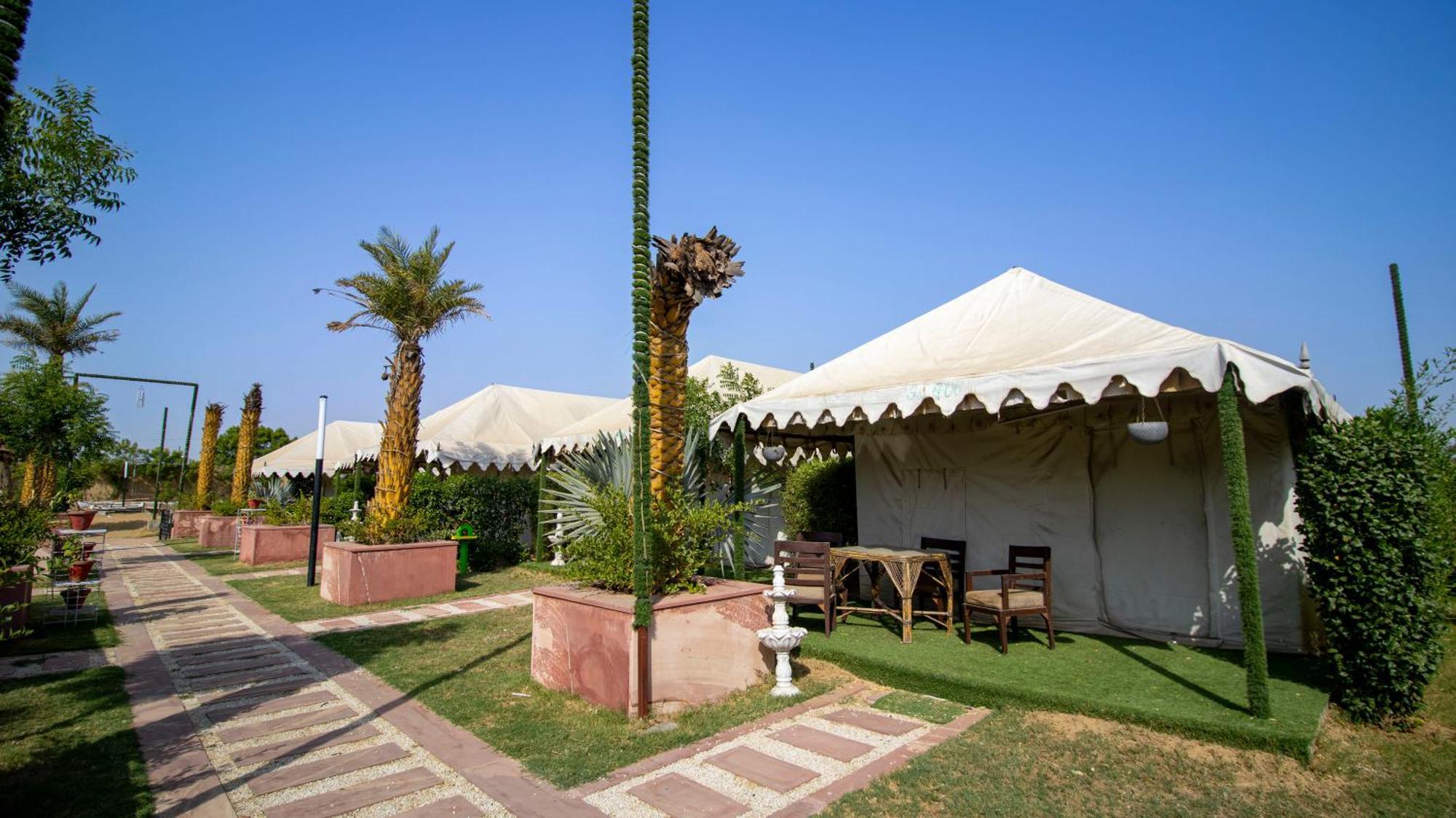 Elegance Resort Vrindavan Exterior photo